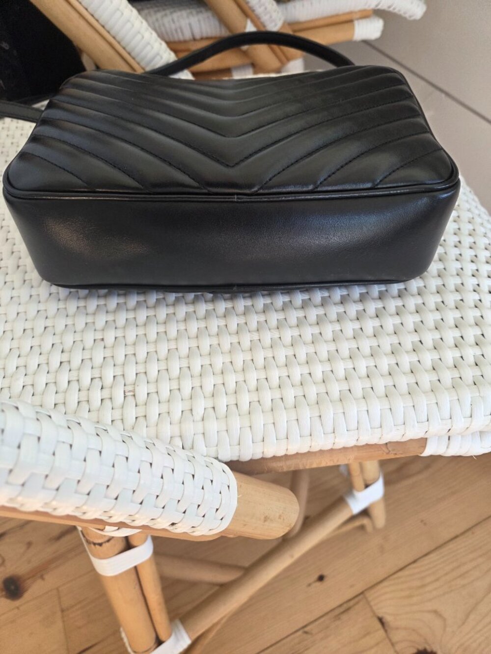 Authentic Yves Saint Laurent  Quilted Cross body Black - Picture 3 of 5